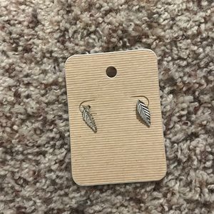 Silver leaf stud earrings